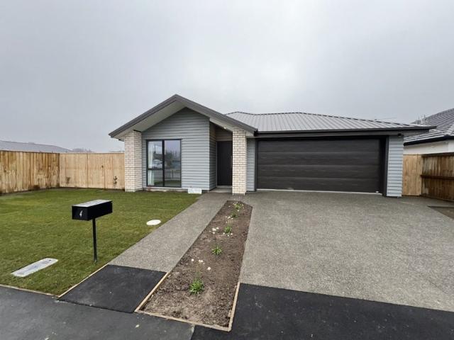 House for rent in Chaslands, Canterbury