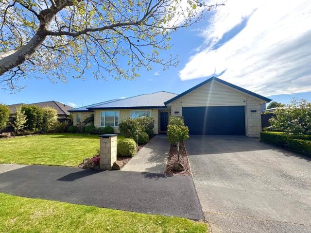 House for rent in Chaslands, Canterbury