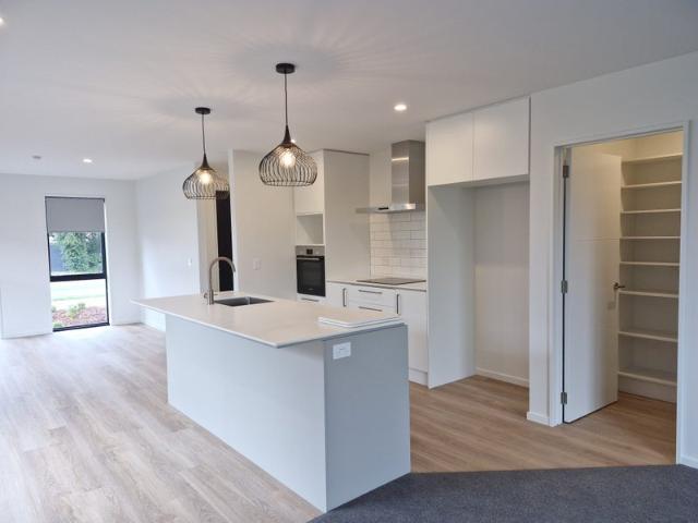 House for rent in Chaslands, Canterbury