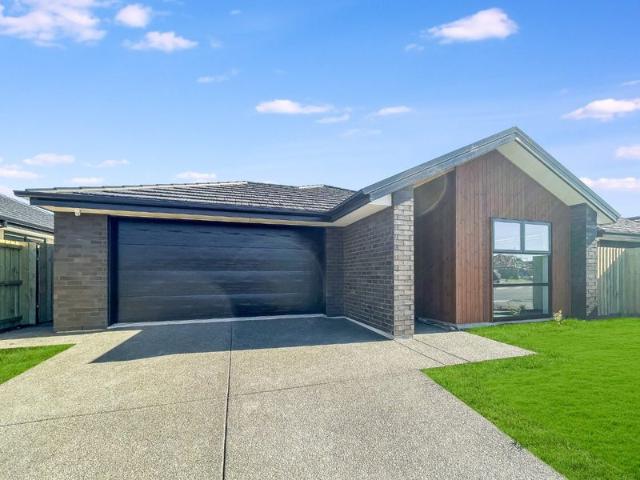 House for rent in Chaslands, Canterbury