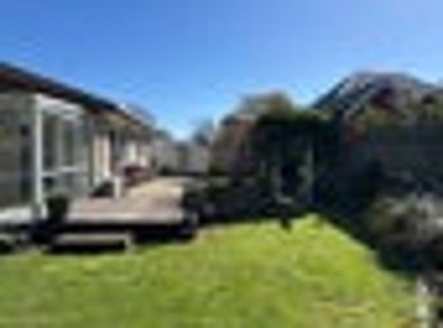 House for rent in Chaslands, Canterbury