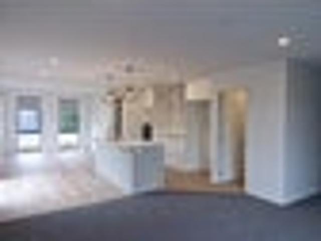 House for rent in Chaslands, Canterbury