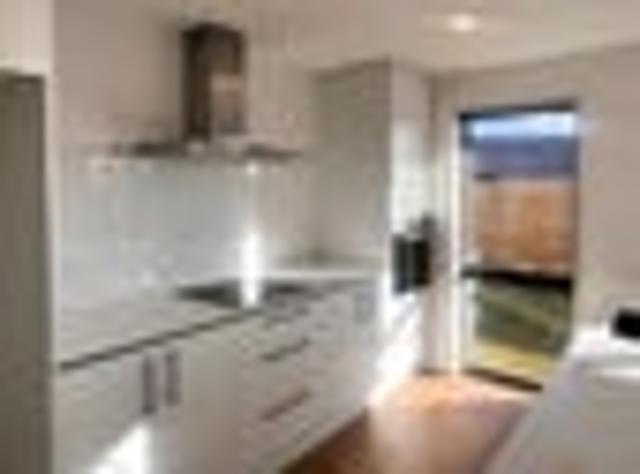 House for rent in Chaslands, Canterbury