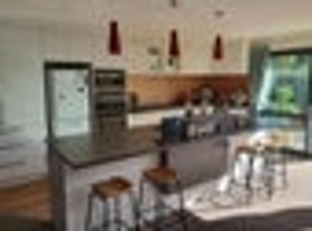 House for rent in Chaslands, Canterbury
