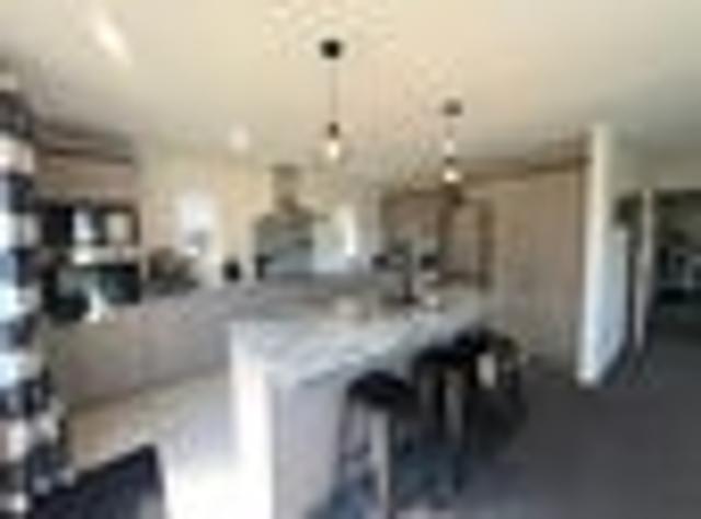 House for rent in Chaslands, Canterbury