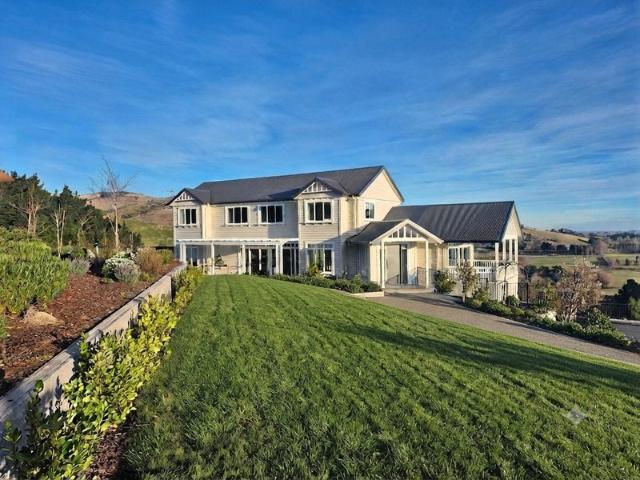 House for rent in Chaslands, Canterbury