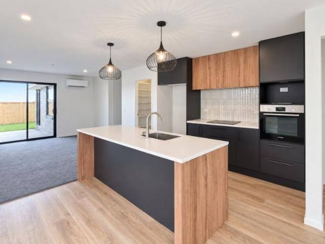 House for rent in Oaklands, Christchurch