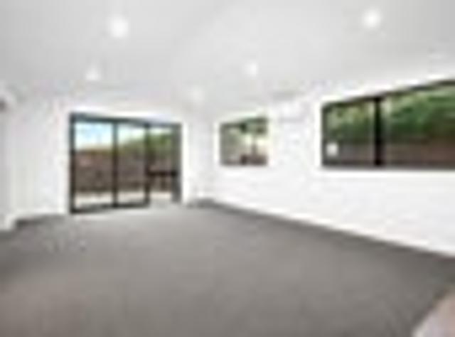 House for rent in Chaslands, Canterbury