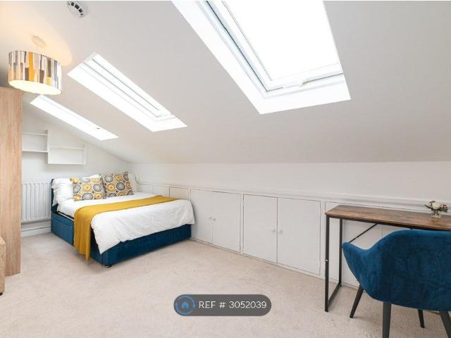 Room for rent in Elstree and Borehamwood, Borehamwood