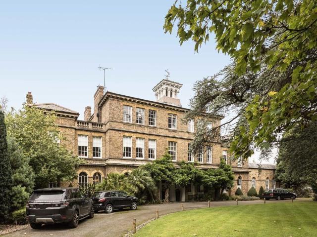 Apartment for rent in Ham, Greater London