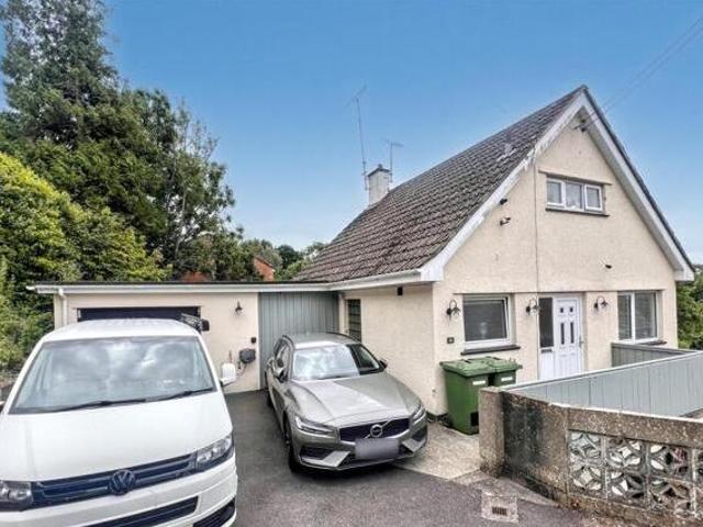 House for sale in Feckenham, City Of Bristol
