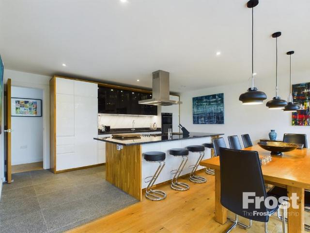 House for rent in Old Windsor
