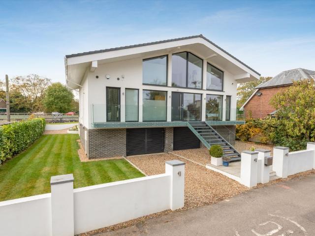 House for rent in Old Windsor, Windsor and Maidenhead
