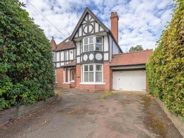 House for sale in Stourbridge, West Midlands