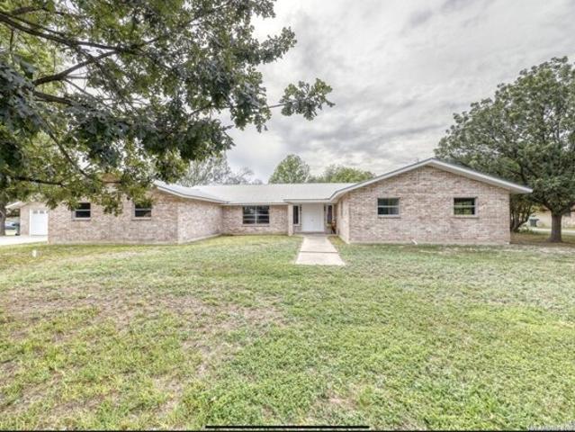 House for sale in Uvalde, Texas