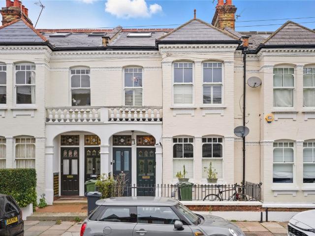 House for rent in Abbeville Village, Greater London