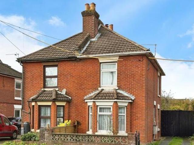 House for sale in Barton Stacey, Hampshire