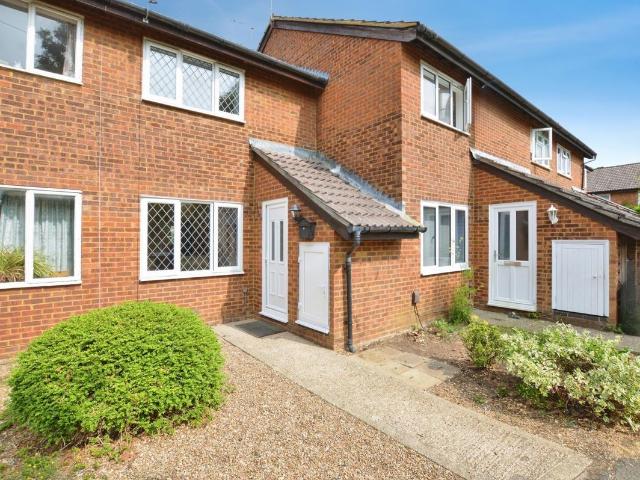 House for rent in Goldsworth Park, Woking