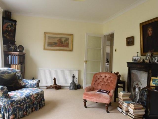 House for rent in Old Windsor