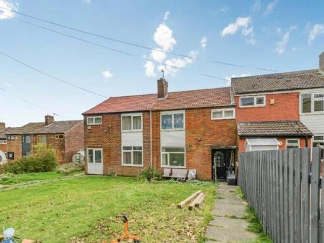 House for sale in Halifax, West Yorkshire