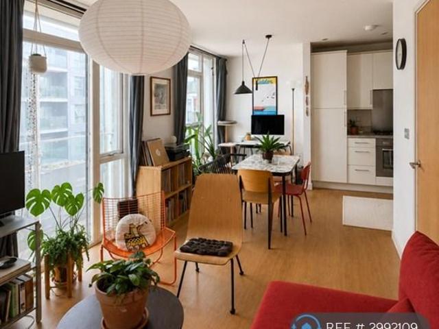 Apartment for rent in Homerton, Greater London