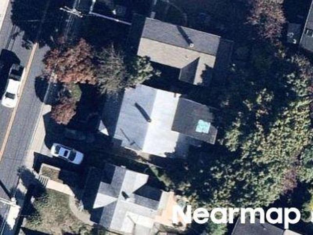 House for sale in Greenwich