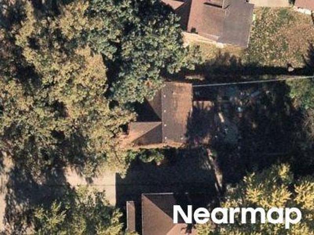 House for sale in Elgin