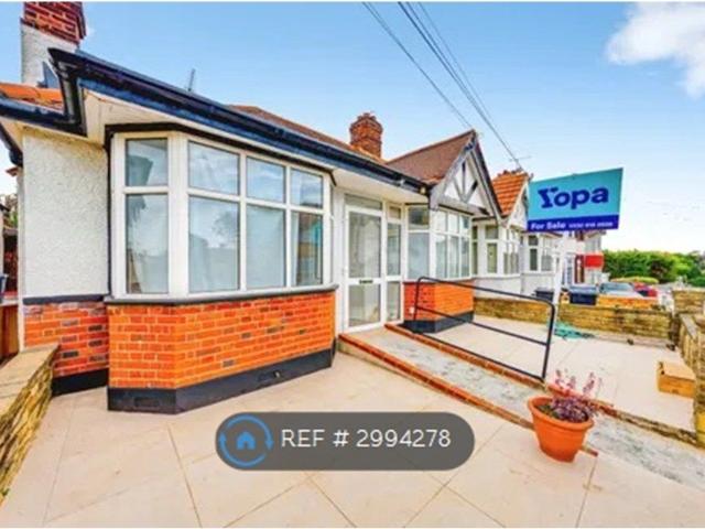 House for rent in Barkingside, Greater London