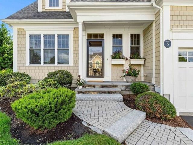 House for sale in Shrewsbury, Massachusetts