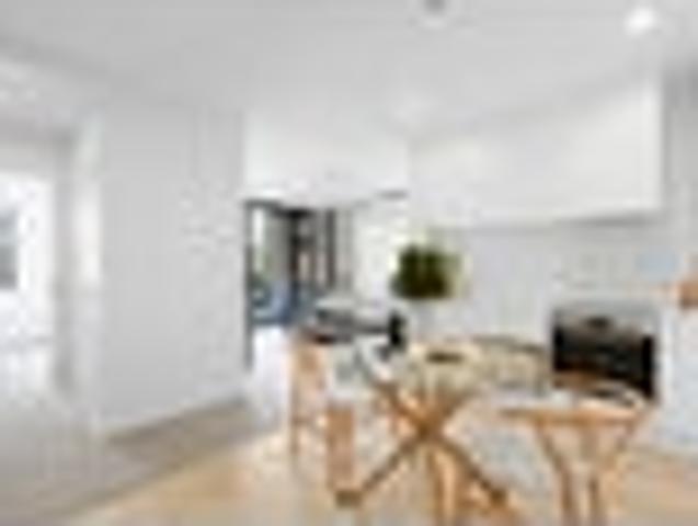 Townhouse for rent in Hamilton North, Hamilton City