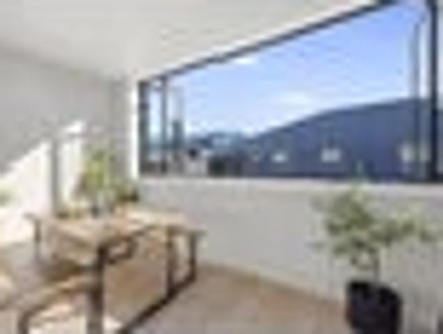 Townhouse for rent in Hamilton North, Hamilton City