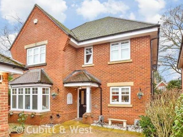 House for sale in Red Hill, Surrey