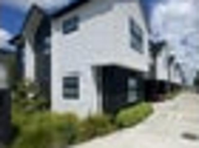 Townhouse for rent in Knighton, Hamilton City