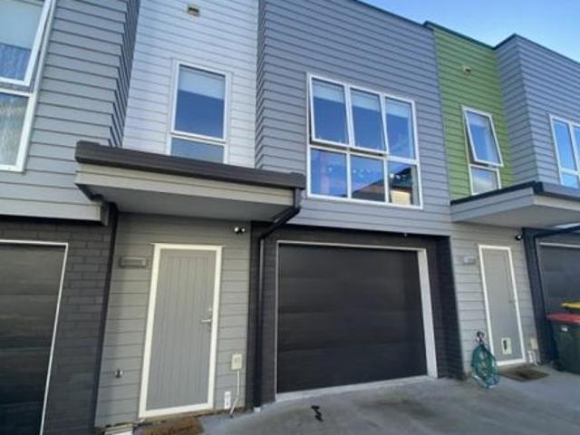 House for rent in Hamilton East, Hamilton City
