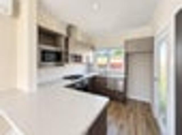 House for rent in Hamilton East, Hamilton City