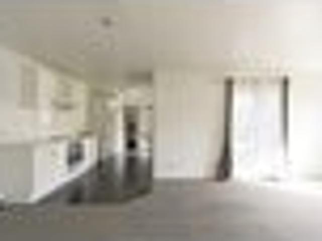 House for rent in Hamilton East, Hamilton City