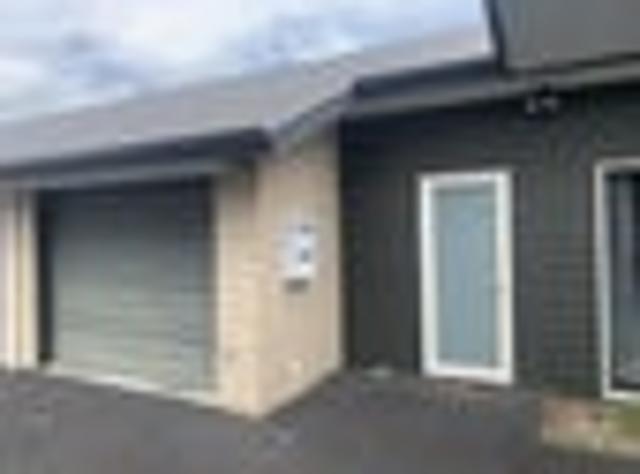 Townhouse for rent in Knighton, Hamilton City