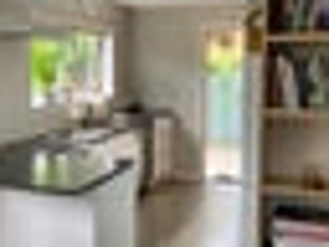 House for rent in Hamilton East, Hamilton City