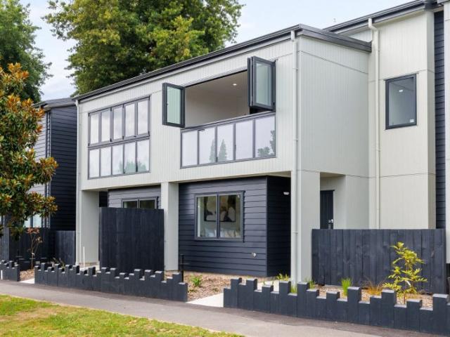 House for rent in Hamilton East, Hamilton City