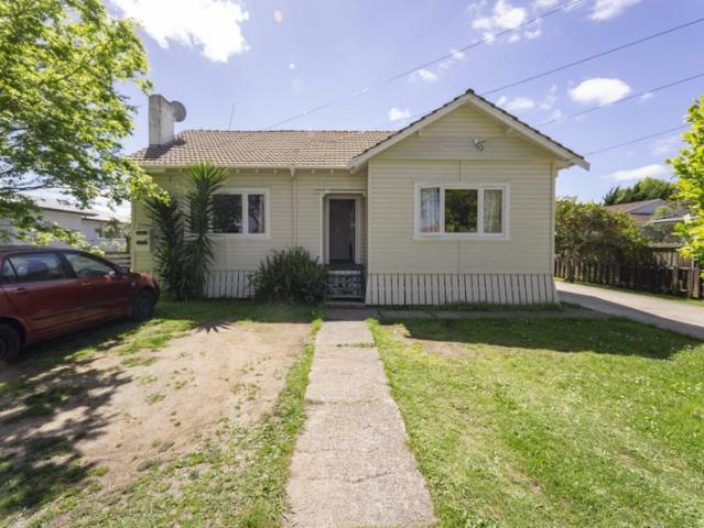 House for rent in Hamilton East, Hamilton City