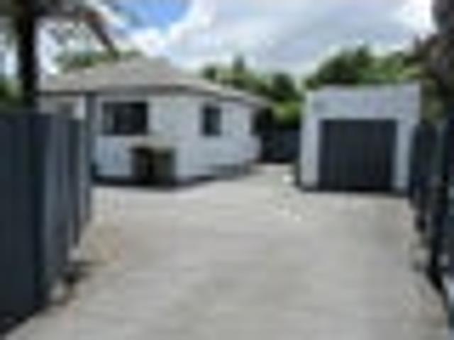 House for rent in Hamilton East, Hamilton City