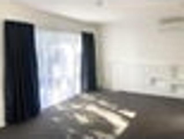 Townhouse for rent in Knighton, Hamilton City