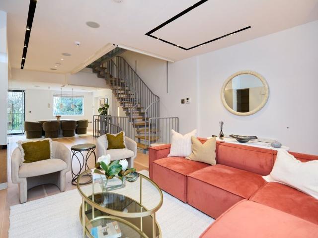 House for rent in St. John's Wood, Greater London
