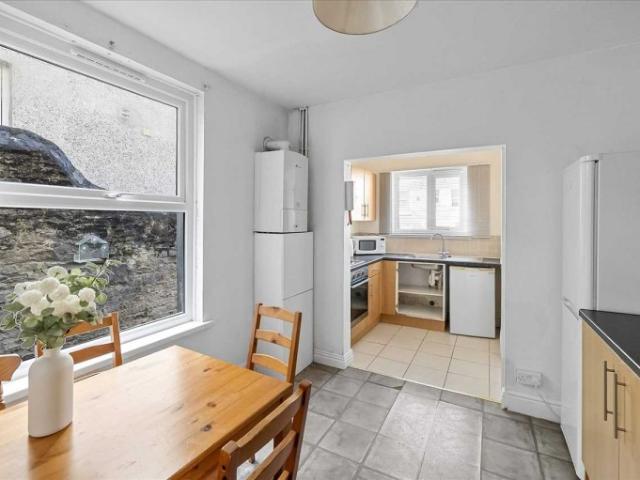 Room for rent in Pennycomequick, Plymouth