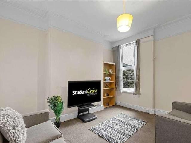 Room for rent in Pennycomequick, Plymouth