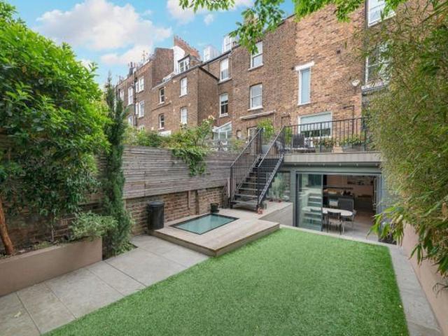 Apartment for rent in St. John's Wood, Greater London