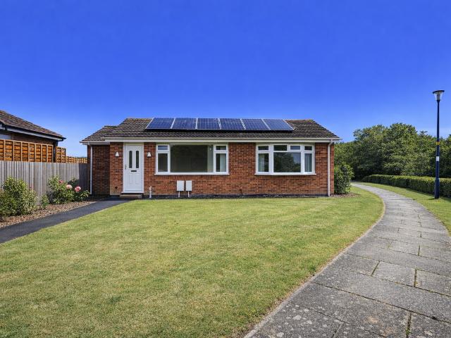 House for rent in Woodcot, Middlecroft