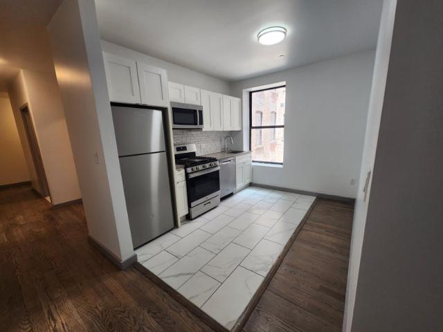 Room for rent in Arverne, New York