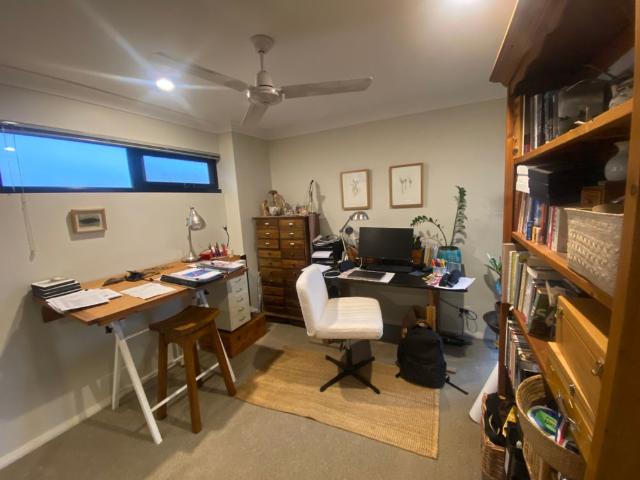 Room for rent in Hamilton Hill, Western Australia