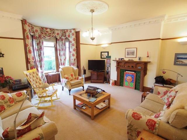 House for rent in West End, Ballindoch